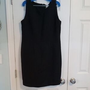 Elegant Black Sleeveless Dress